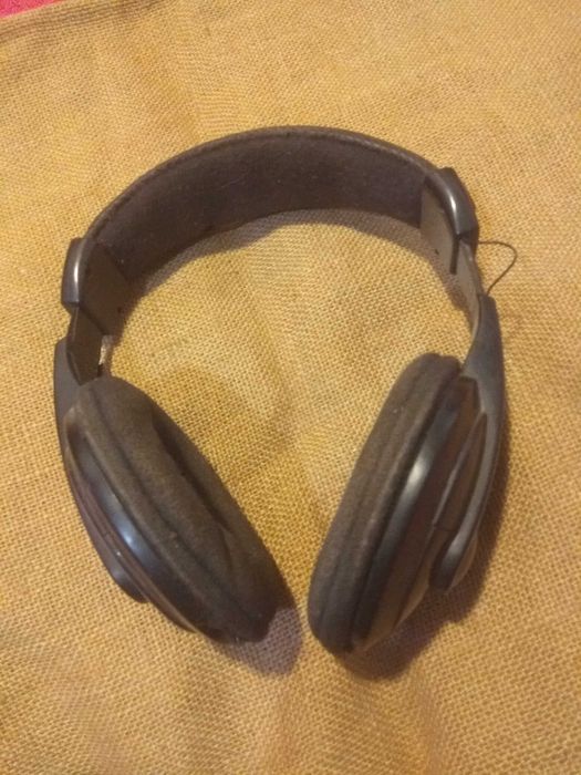 Навушники Sven GD-750 без кабелю