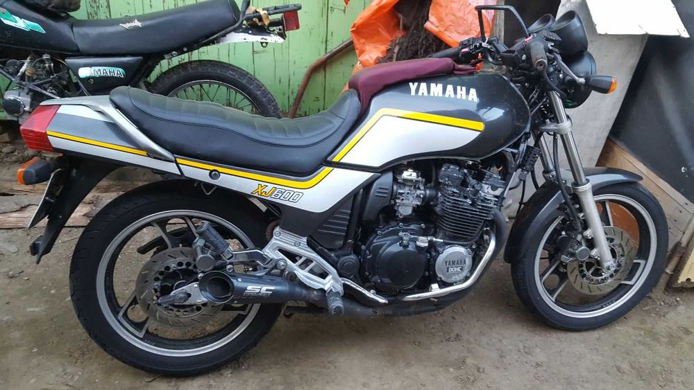 Продам спорт-туристЯмахуxj 600 деверсія 87 рік на ходу обмін на крос
