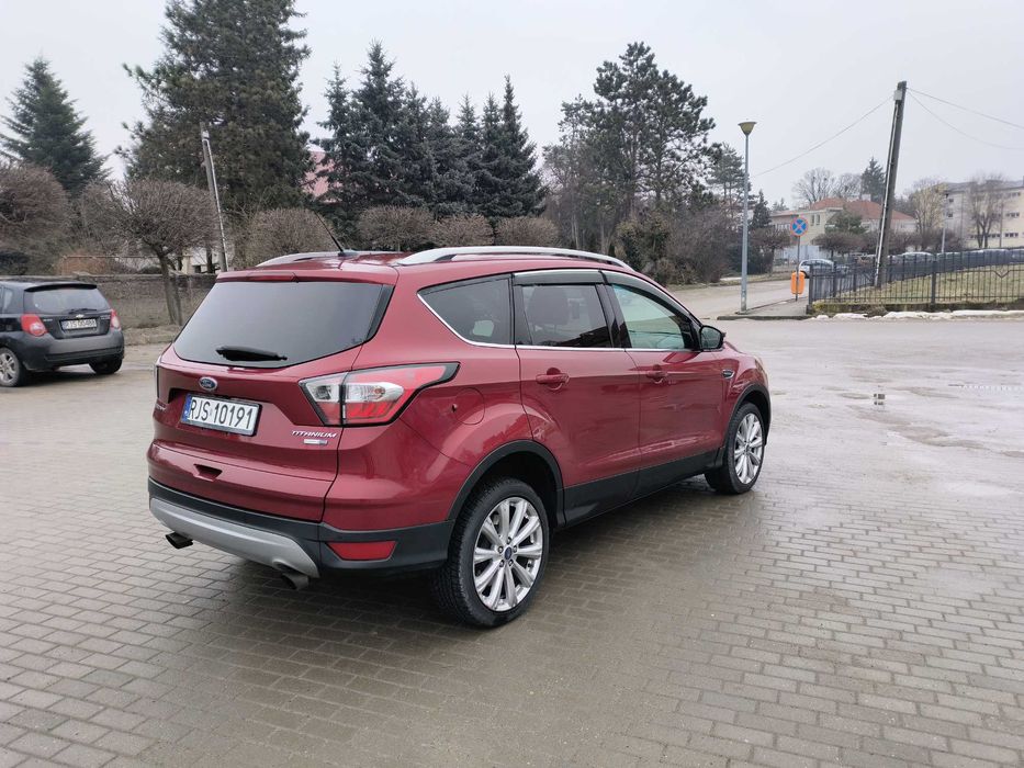 Ford Escape/Kuga 2.0 EcoBoost TITANIUM 4WD 242KM