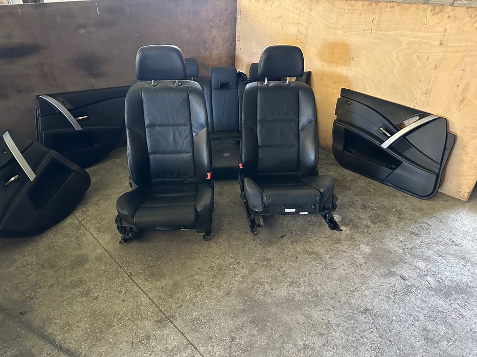 Conjunto de Bancos PACK M em pele BMW E61 520D 525D 530D