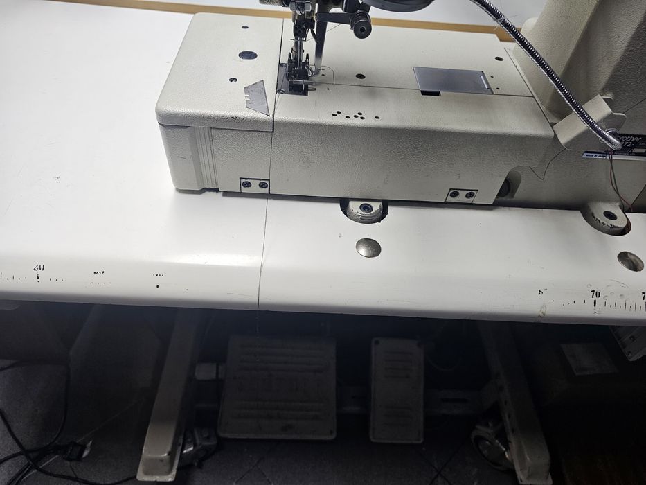 Maquina para interlock  ideal para coser mMaquina para interlock  ideal para coser malhas
