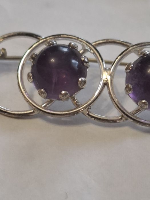 Piękna  stara srebrna broszka pr.835