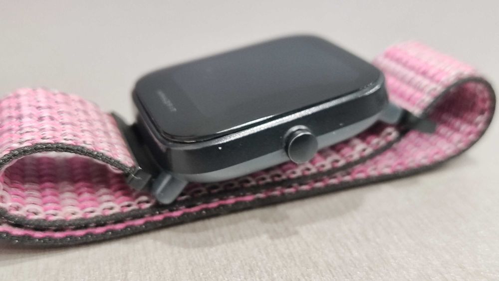 Смарт-часы Xiaomi Amazfit Bip U A2017 (проблема с батареей)