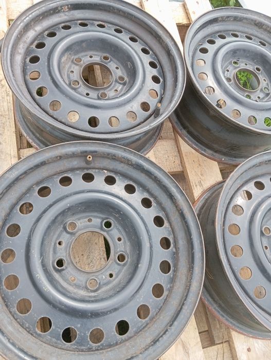 Sprzedam felgi stalowe "15"