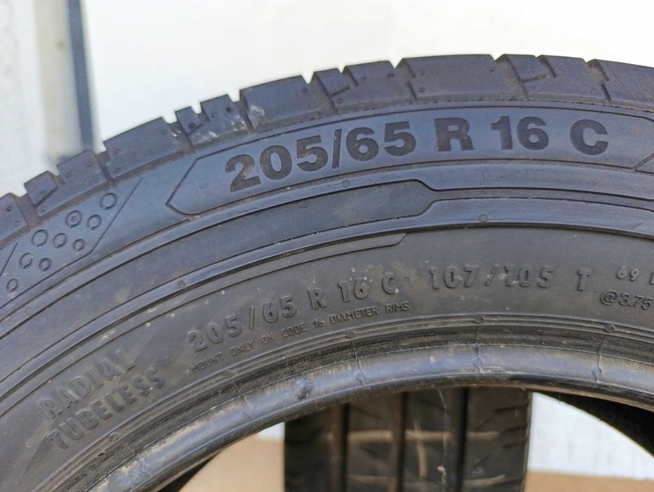 2x 205/65 R16C 107/105T Continental ContiVanContact 200. 2018r 6,8mm