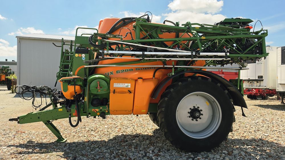 Opryskiwacz Amazone UX 6200 Super