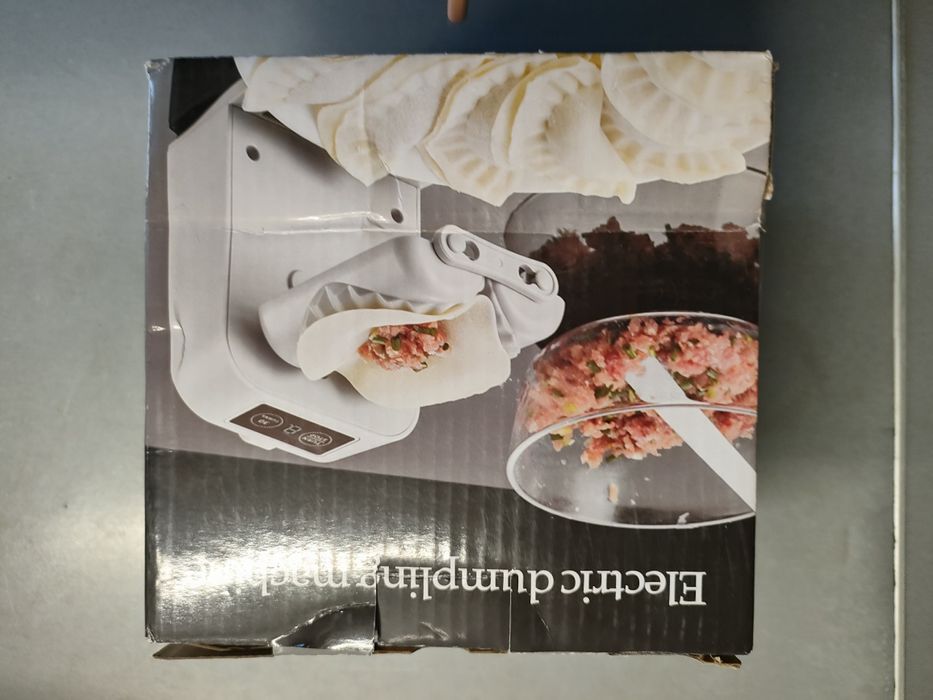 Maszynka do robienia pierogów nowa