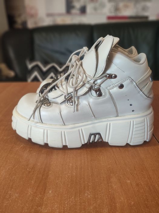 Продам Нью Роки.