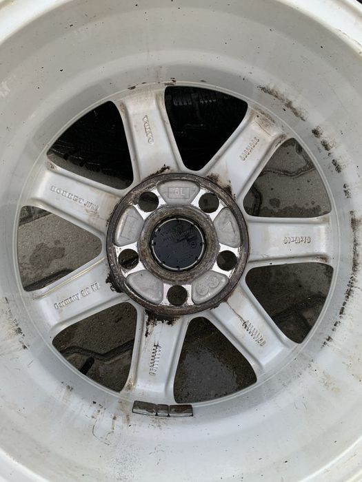 Нова гума з титанами