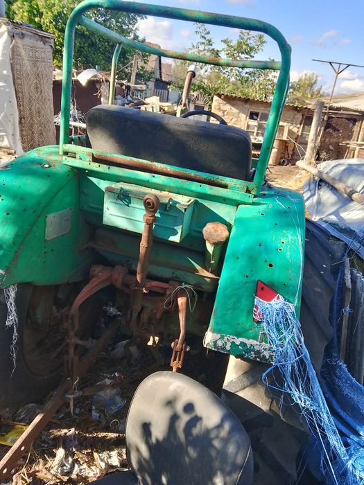 Продам трактор бу