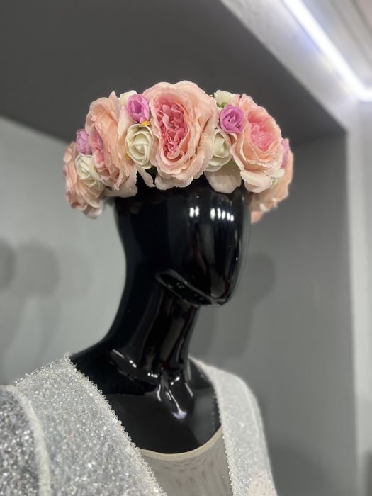 Віночок з квітів, обруч з квітів