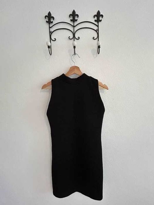 Vestidinho preto com estampa