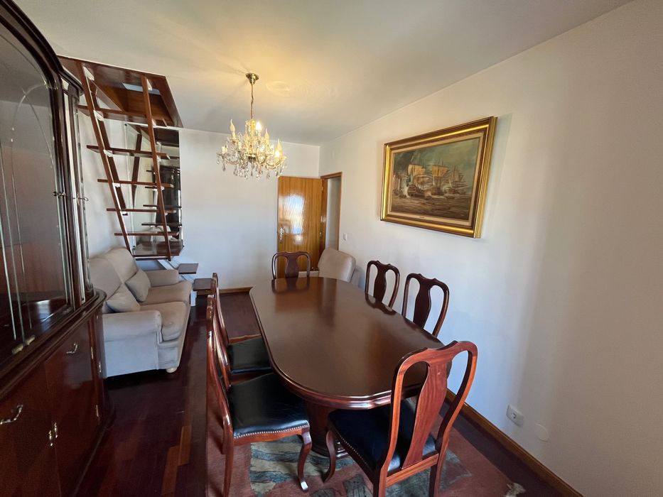 Mobílias quarto/sala mogno + 2 móveis Hall e dois sofás