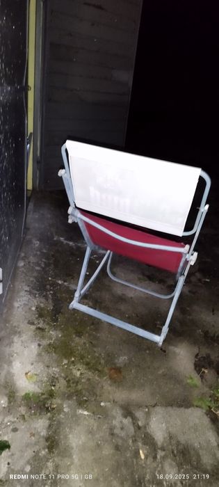 Sprzedam leżak rozkładany z czasów PRLu aluminiowym