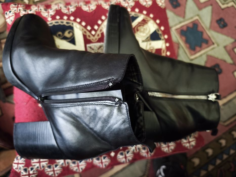 Botas de mulher Aldo em pele