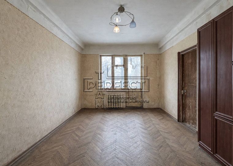 Продаж 2к квартири Волинська 4 / Волынская 4