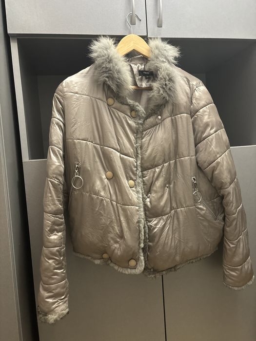 жіноча осіння куртка розмір XXL