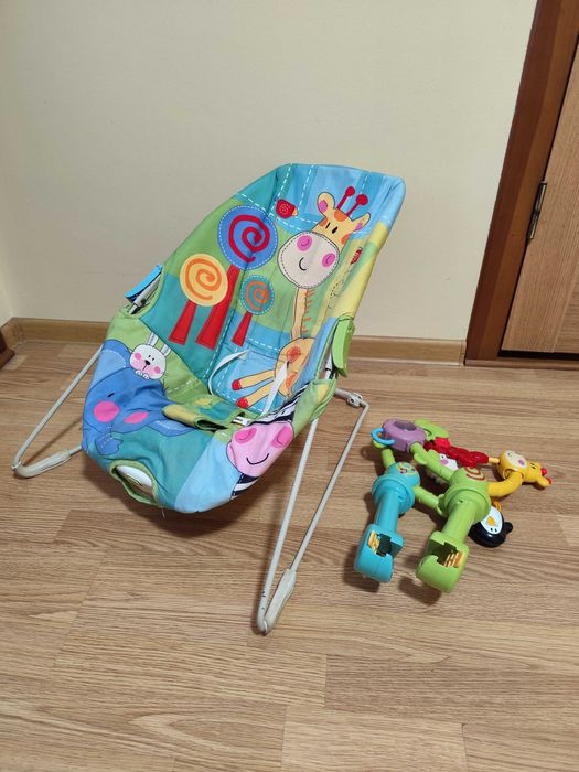 Шезлогн дитячий. Крісло гойдалка. Fisher Price.