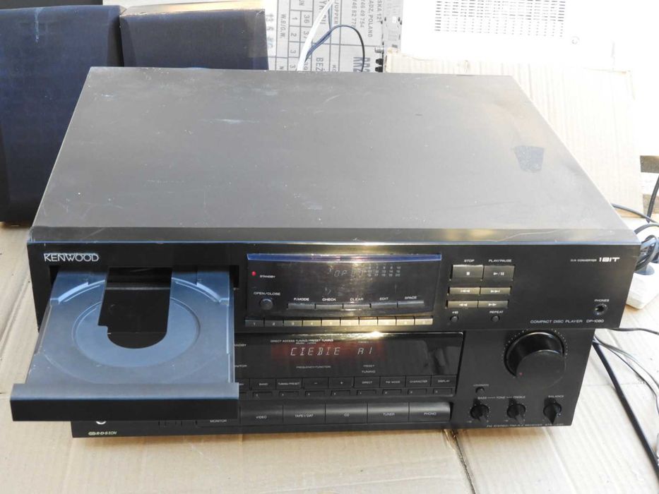 Odtwarzacz CD Kenwood DP - 1080