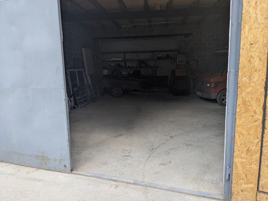 ПРОДАМ Гараж склад сто 2 поверха і пдвал  пещяний  кар'єр