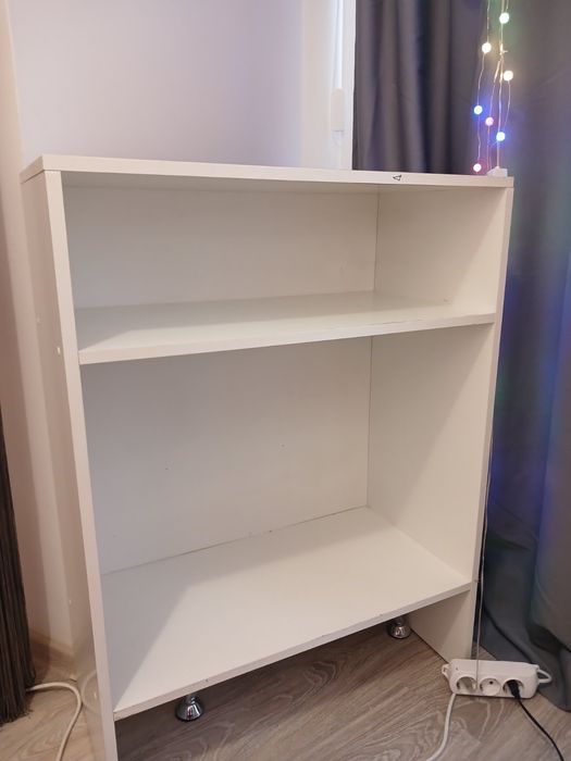 Продам меблі для студії краси