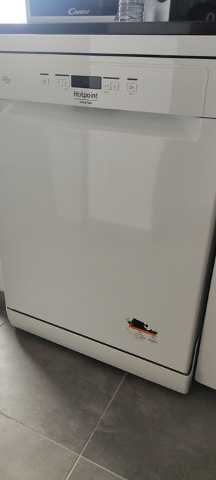 Maquina loiça Ariston Hotpoint