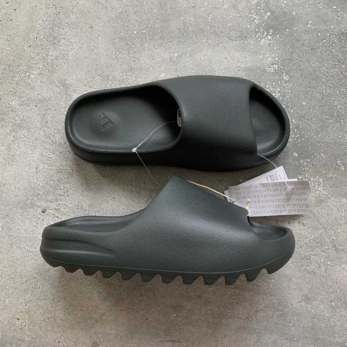 adidas Yeezy Slide Onyx R.38