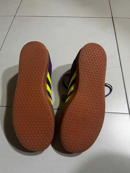 Ténis Adidas Novos