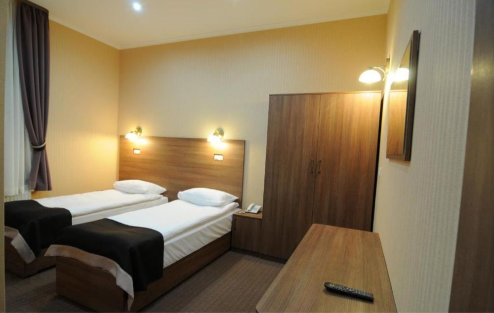 ПРОДАЄТЬСЯ-Бізнес Центр”KRAKOW”,Ресторанно-Готельний Комплекс/в м.Київ