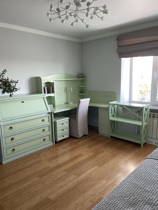 3-кімн. Квартира 100 м.кв (р-н Панчішна ф-ка)