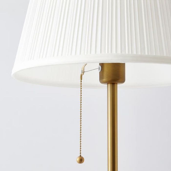 Candeeiro de pé dourado Ikea