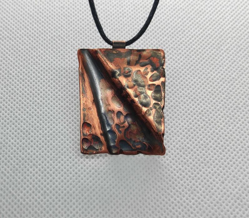 Wisiorek miedziany ręcznie wykonany