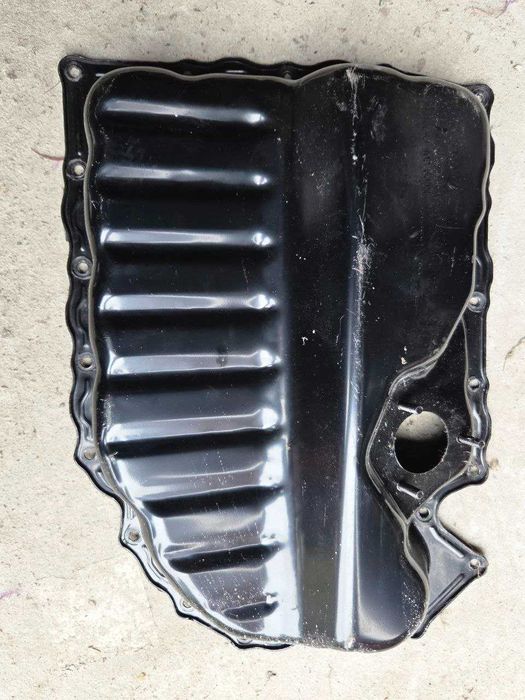 Піддон масляний двигуна 06J103600H