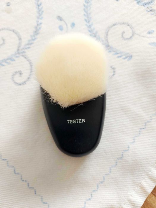 Pincel Dior Backstage 18