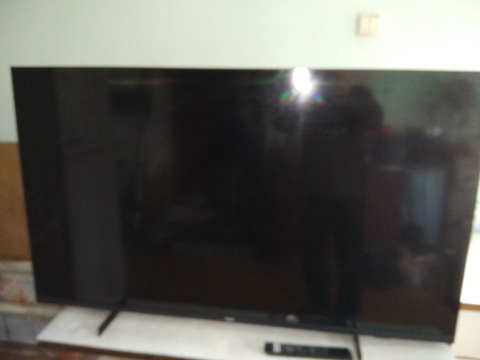 Продам ТВ  в не робочому стані.