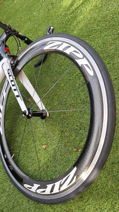 Rodas Zipp 404 Carbono oportunidade