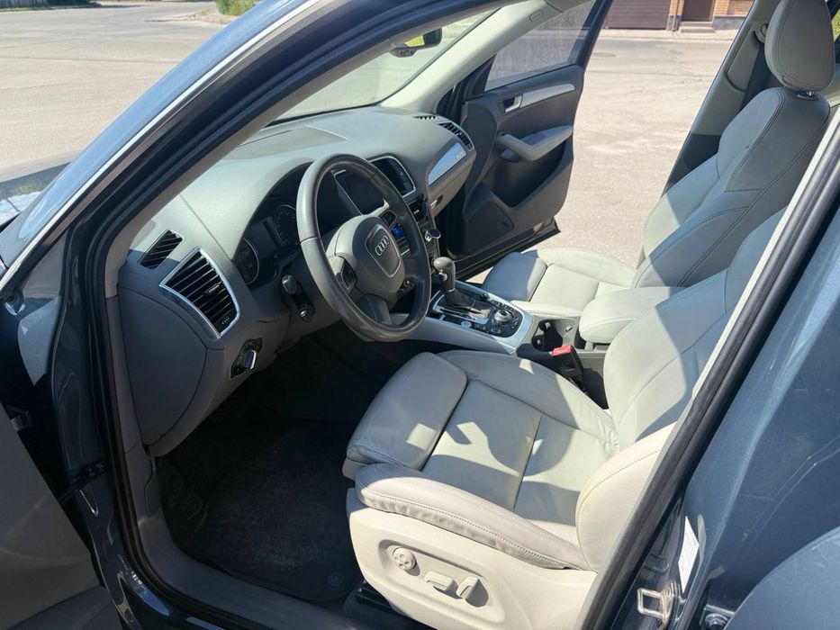Audi Q5 Typ 8R 2010