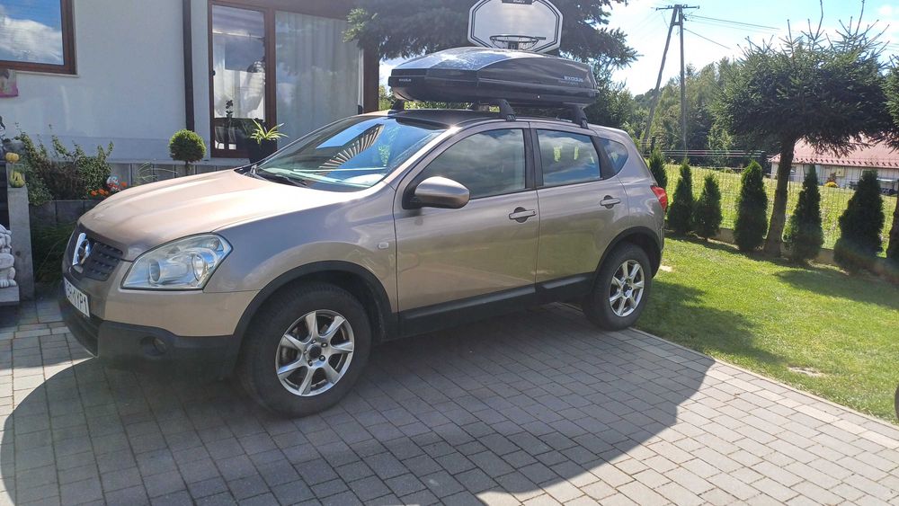Nissan qashqai AWD 2.0 benzyna