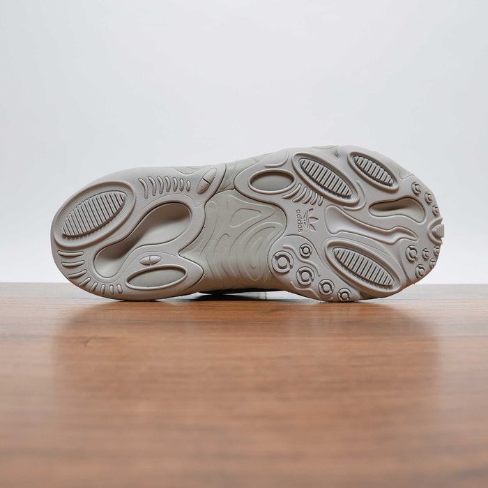 Adidas Originals Oznova кроссовки оригинал 41 / 26см (GY1550)