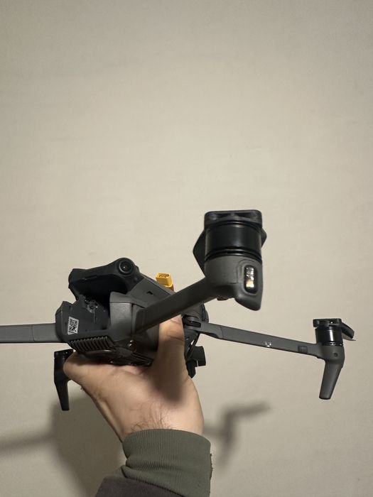Mavic 3, 5 акумів, 2 зарадяки, 2 пульта мавік 3