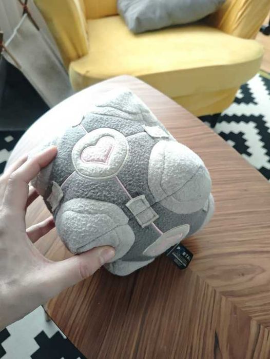Valve Store 2010 Plush Companion Cube 15x15x15 cm PORTAL, KOSTKA