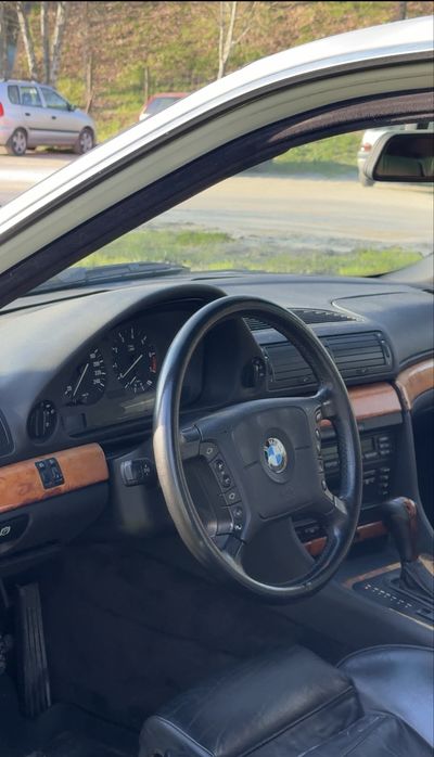 Bmw e38 v8 730iL (Longo) 1995