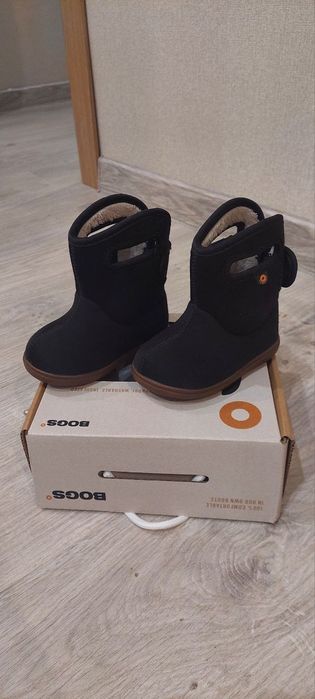 Продам дитяче взуття