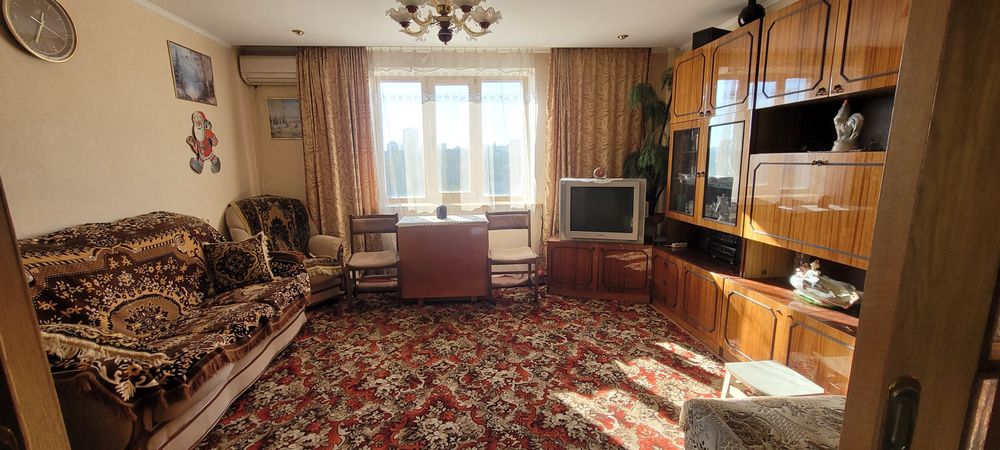 Виноградар,  Вітряні гори, Гамаліївська 36, Подільський район