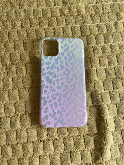 Etui na telefon iphone 11
