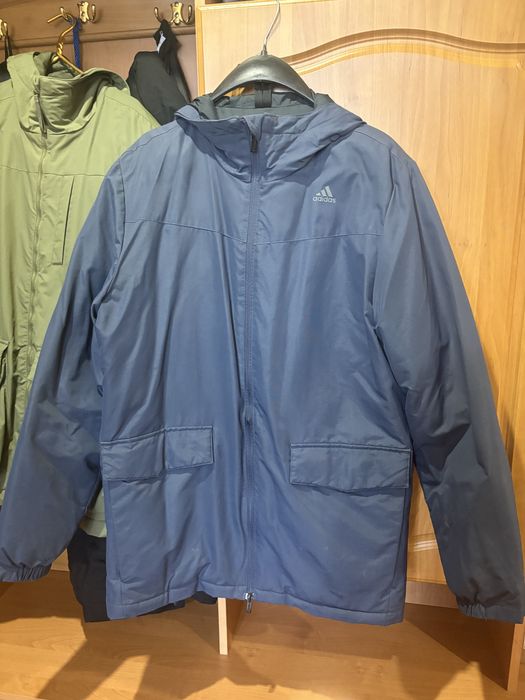 Зимова парка adidas