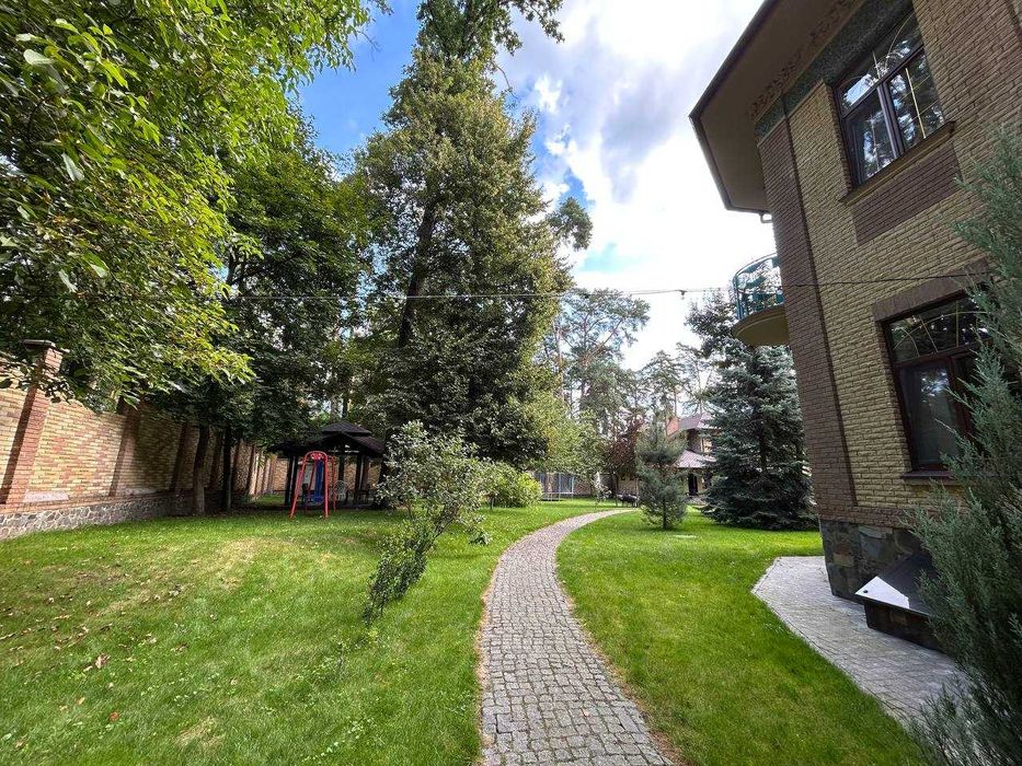 Продаж будинку, Ворзель. Багатофункціональний комплекс