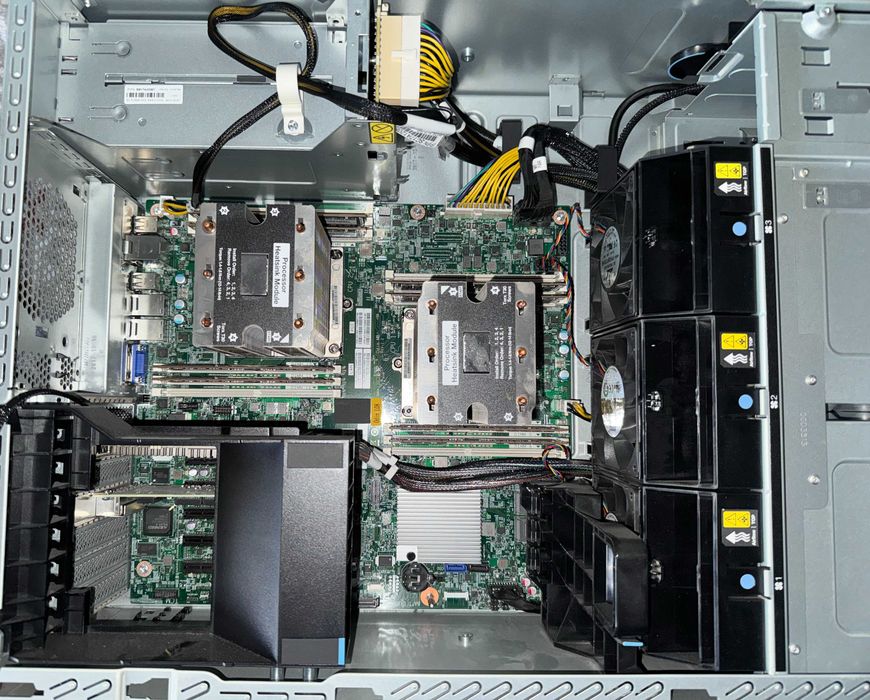 Сервер Lenovo ThinkSystem ST550 Tower DDR4 Xeon Silver 4114