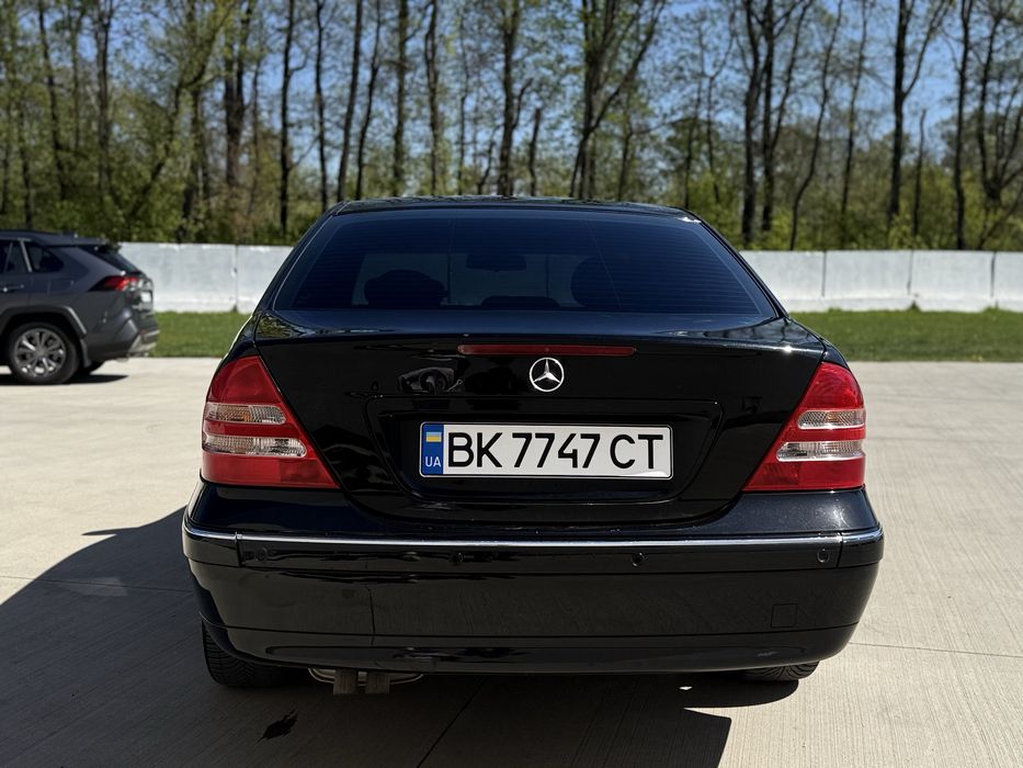 Mercedes benz C200K w203 2001