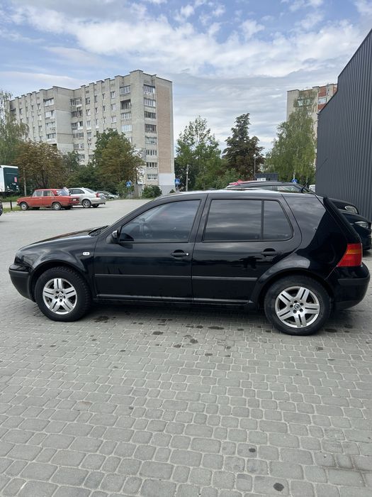 Volkswagen Golf 4 1.6 | 1999 рік | Газ